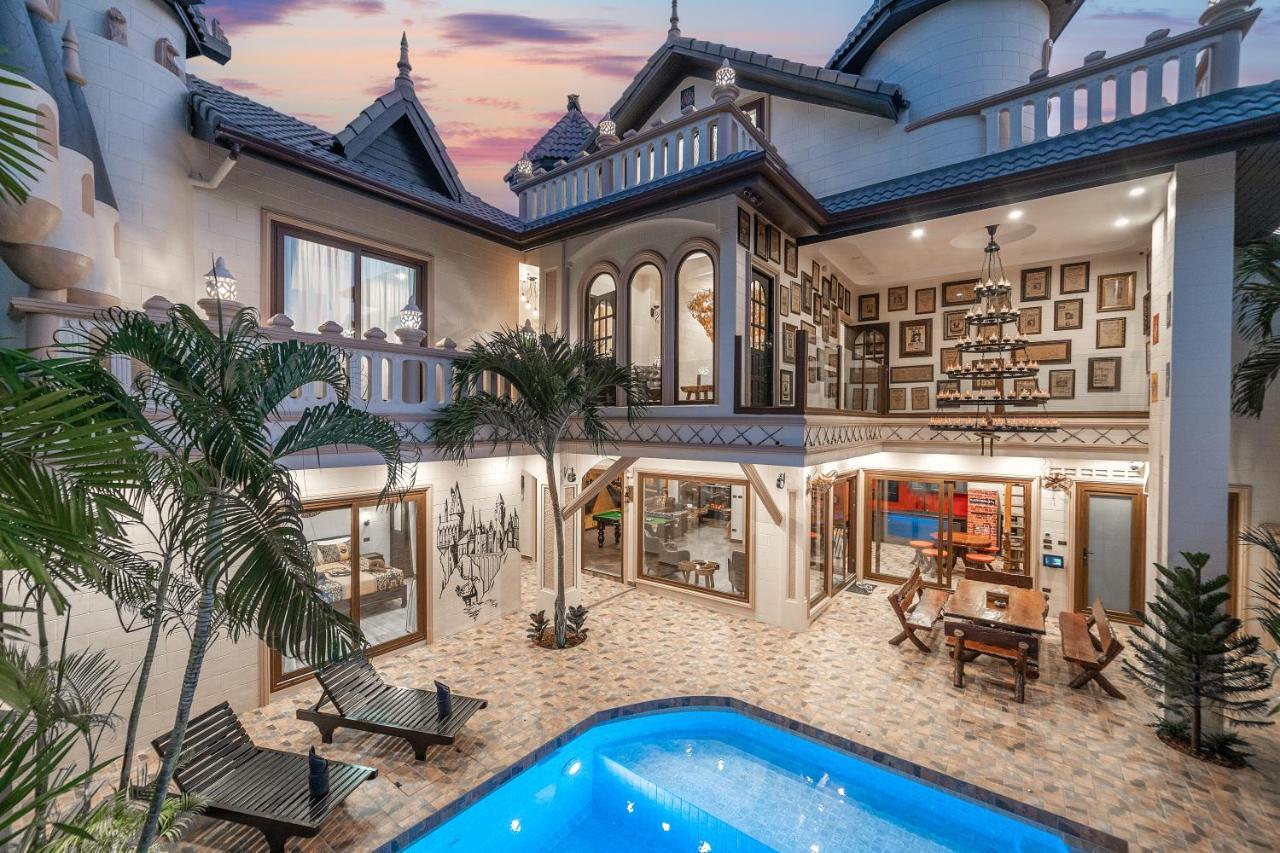 Potterland Luxury Pool Villa Pattaya Walking Street 6 Bedrooms 외부 사진