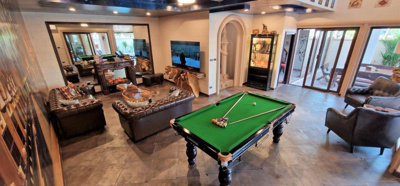 Potterland Luxury Pool Villa Pattaya Walking Street 6 Bedrooms 외부 사진