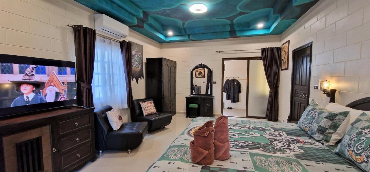 Potterland Luxury Pool Villa Pattaya Walking Street 6 Bedrooms 외부 사진