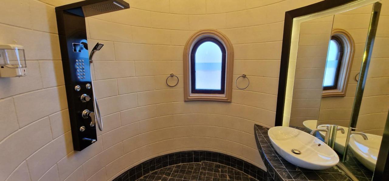Potterland Luxury Pool Villa Pattaya Walking Street 6 Bedrooms 외부 사진